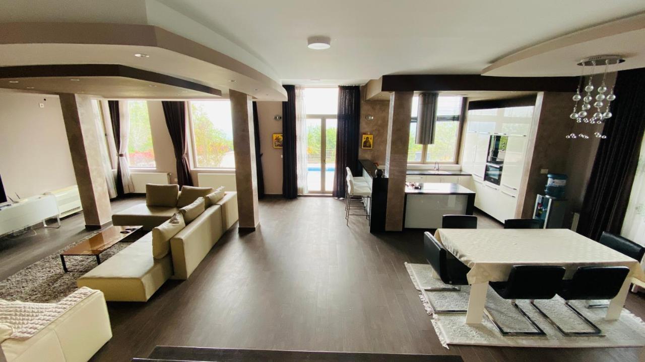 Villa Sunny Side Apartment Skopje Dolno Solnje Exteriör bild