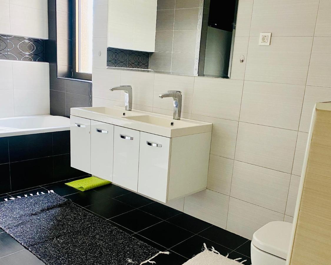Villa Sunny Side Apartment Skopje Dolno Solnje Exteriör bild