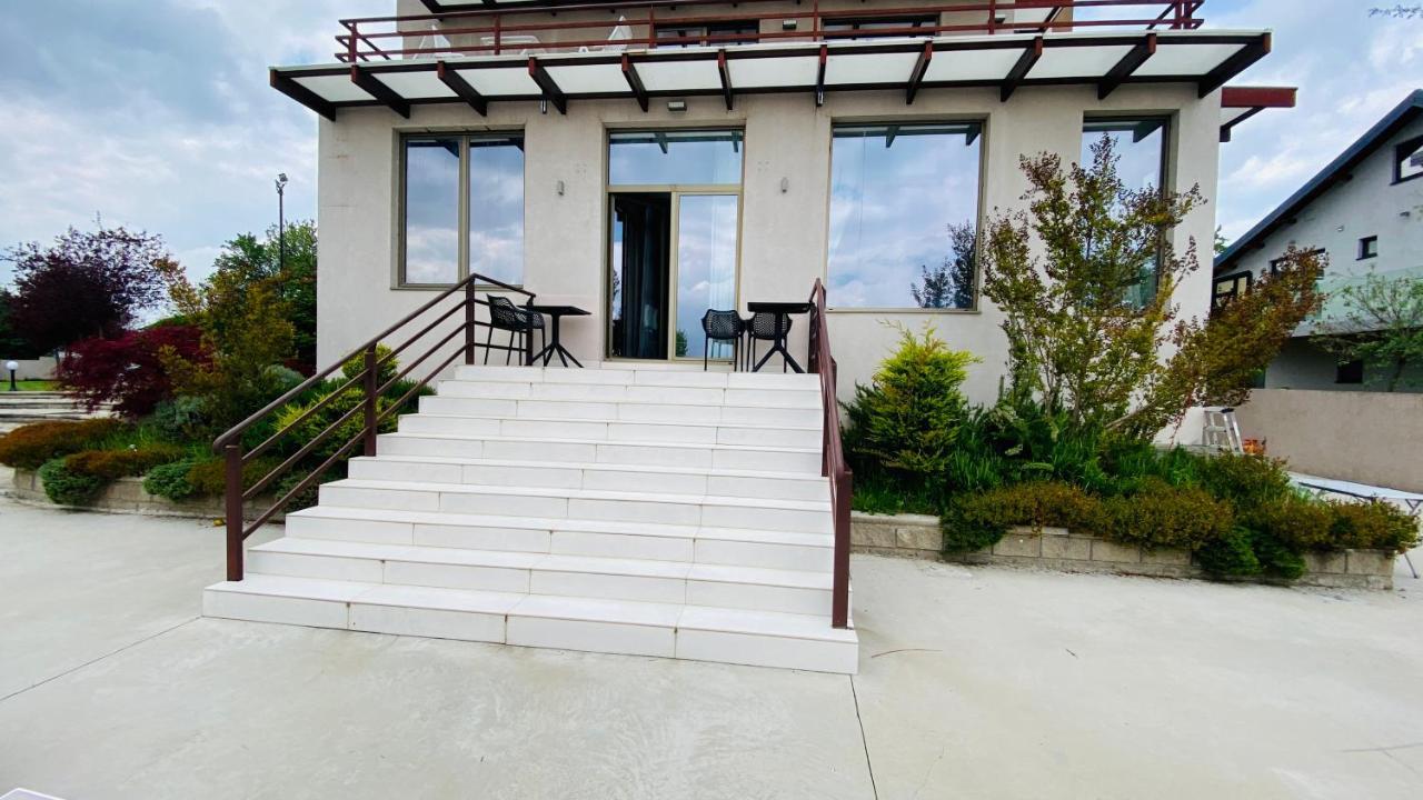 Villa Sunny Side Apartment Skopje Dolno Solnje Exteriör bild